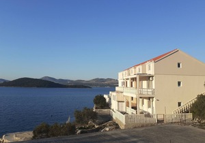 One bedroom apartment near beach Cove Pještata, Pelješac (A-14440-f)