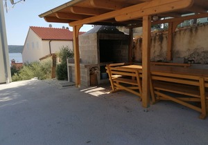 One bedroom apartment near beach Sevid, Trogir (A-18168-b)