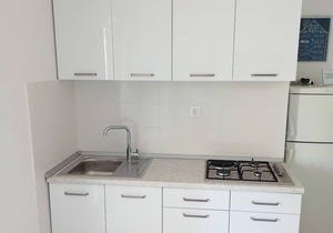One bedroom apartment near beach Cove Pokrivenik, Hvar (A-4604-d)