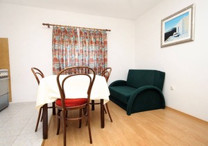 One bedroom apartment near beach Molunat, Dubrovnik (A-3544-c)