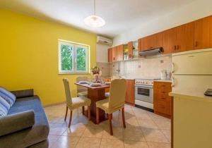 One bedroom apartment with terrace Grebaštica, Šibenik (A-11572-a)