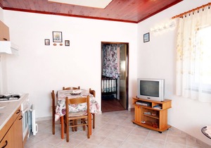 One bedroom apartment with terrace and sea view Brgulje, Molat (A-6250-b)