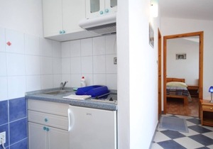 One bedroom apartment with balcony and sea view Sućuraj, Hvar (A-3589-a)