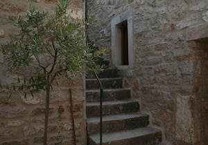 One bedroom apartment with terrace Vrboska, Hvar (A-4601-b)