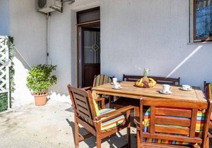 One bedroom apartment with terrace Selce, Crikvenica (A-5477-c)