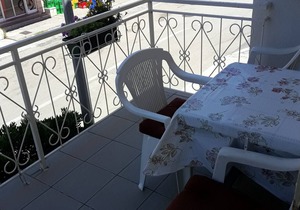 One bedroom apartment with balcony Trpanj, Pelješac (A-14309-a)