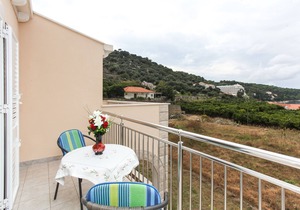 One bedroom apartment with balcony and sea view Lopud, Elafiti (A-12910-d)