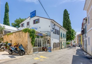 One bedroom apartment with air-conditioning Selce, Crikvenica (A-3240-b)