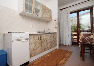 One bedroom apartment near beach Starigrad, Paklenica (A-6591-c)