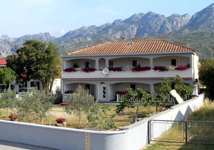 One bedroom apartment with terrace Seline, Paklenica (A-6603-a)