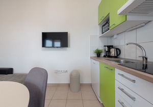 "Perfect runaway" in quiet bay with sea view and heated pool -app for 3 - Mona 2