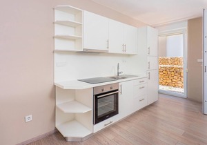 Pet friendly apartment in Povljana