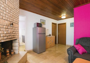 Pet friendly apartment in Labin