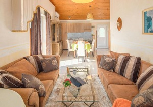 Pet friendly apartment in Ravni