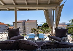 Pet friendly home in Sv.Filip i Jakov
