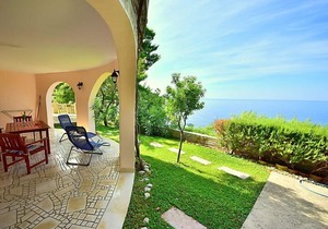 Plavac Mali by Interhome