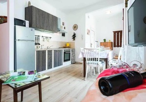 Porta Aurea apartment! Romantic balcony with a wonderful view!