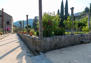 Room no 7 at Zamagna sea front castle