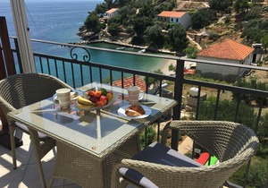Sea-view apartment in Island Hvar with terrace