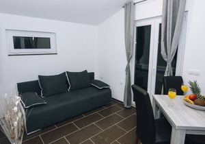 Seafront one bedroom apartment - Tramontana5