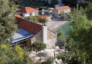 Seaside secluded apartments Cove Torac, Hvar - 4875