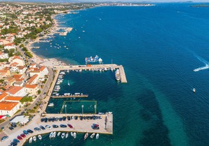 Spend a nice time in the modern vacation apartment by the sea.