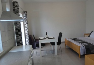 Studio Apartment Paradise 1