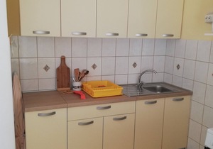 Studio flat near beach Cove Pokrivenik, Hvar (AS-8673-b)