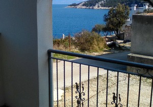 Studio flat near beach Cove Pokrivenik, Hvar (AS-8673-b)