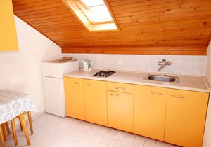 Studio flat near beach Basina, Hvar (AS-542-a)