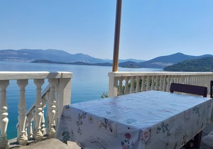 Studio flat near beach Cove Pještata, Pelješac (AS-14440-c)