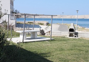 Studio flat near beach Kustići, Pag (AS-6353-b)