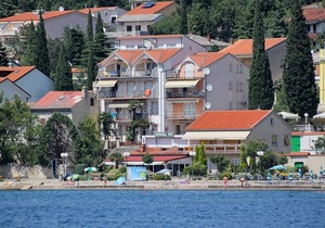 Studio flat near beach Selce, Crikvenica (AS-2364-d)