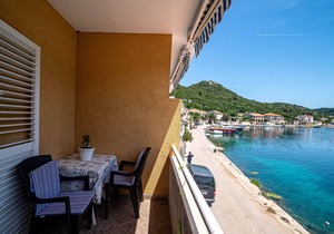 Studio flat with terrace and sea view Pasadur, Lastovo (AS-8392-a)