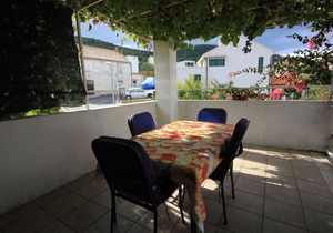 Studio flat with terrace and sea view Vis (AS-2476-b)
