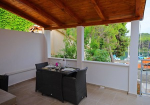 Studio flat with terrace and sea view Molat (AS-18433-a)