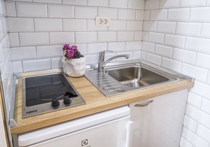 Studio for 2 adults with beautiful sea view and swimming pool