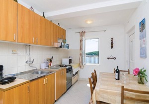Stunning apartment in Gruda with WiFi