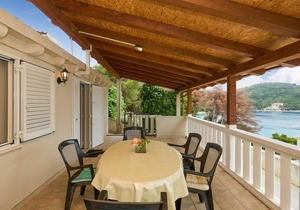 Stunning apartment in Saplunara