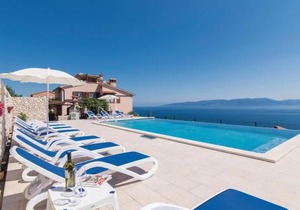 Stunning Apartment In Labin With Wifi