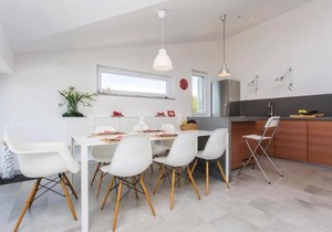 Stunning Apartment In Malinska
