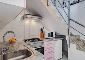 Stunning apartment in Racisce with WiFi