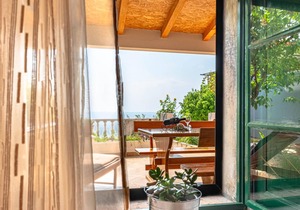 Stunning home in Podobuce