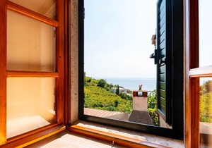 Stunning home in Podobuce