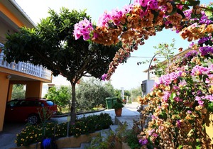 Sutomiscica Apartment Sleeps 5 WiFi