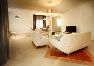 The apartment is 5 minutes from the town of Kastav.