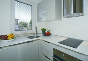 These attractive apartments are located in a rural area, close to the tourist center of Pore.