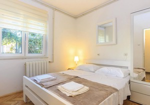 These functional apartments are located in Kostrena, not far from the town of Crikvenica. in Kostrena
