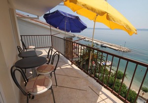 Three bedroom apartment near beach Podgora, Makarska (A-6670-a)