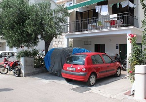 Three bedroom apartment near beach Podgora, Makarska (A-6670-a)